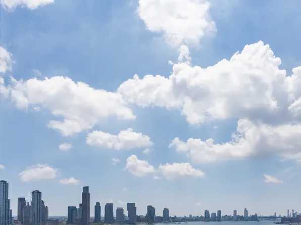 45 Tudor City Place image 5 of 8