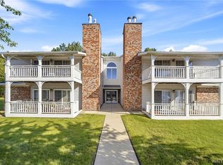 1085 Youngs Rd APT G, Williamsville, NY 14221