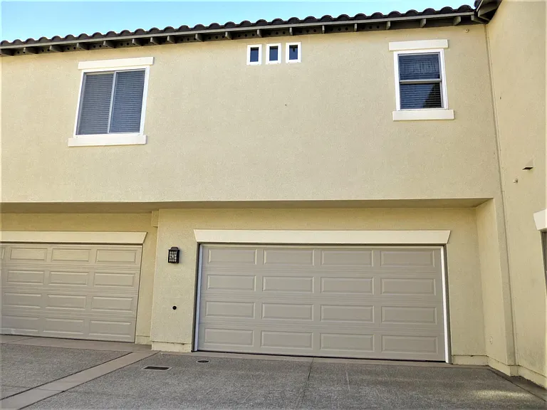 6305 Citracado Cir — Photo 16