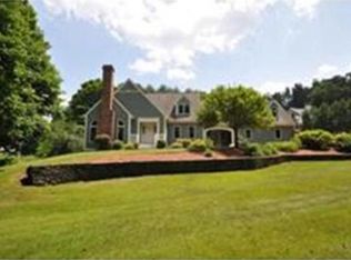 16 Candlewood Rd, Lynnfield, MA 01940