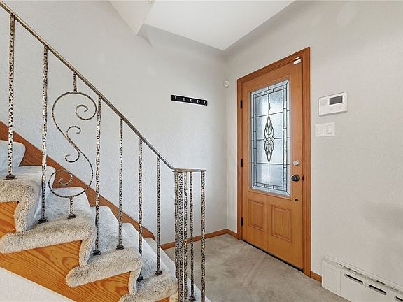 3rd image of 319 N 6th St