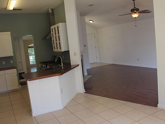 5th image of 1705 Prairie Star Ln