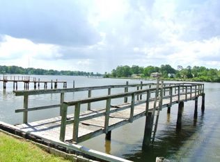 3557 N Crestline Dr, Virginia Beach, VA 23464