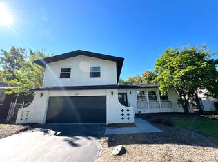 5115 Roberta Ln, Richton Park, IL 60471