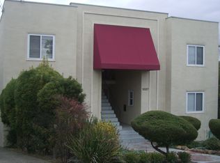 1027 Warfield Ave, Oakland, CA 94610