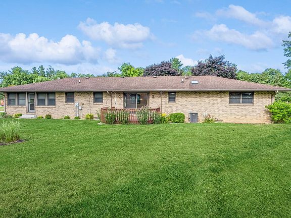 2nd image of 122 Morningside Dr