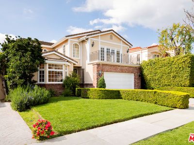 129 N Le Doux Rd, Beverly Hills, CA, 90211