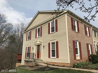 13354 Foxhole Dr, Fairfax, VA 22033