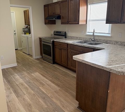 5th image of 987 Morning Dove Dr #987