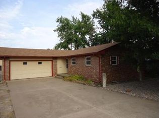 1307 Bradbary Ln, Ponca City, OK 74601