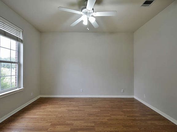 16707 Marsala Springs Dr-small-005-Formal Area 545-666x445-7