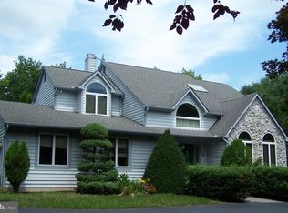 940 McClain Dr, Vineland, NJ 08361