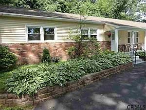 2nd image of 9 N Hill Dr