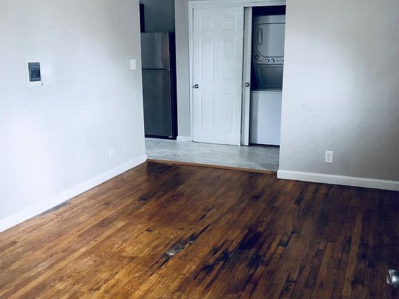 2nd image of 767 Greenwood Ave NE APT 07