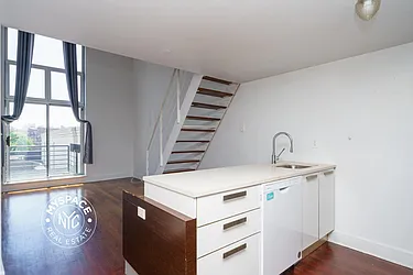 Rented by MySpaceNYC