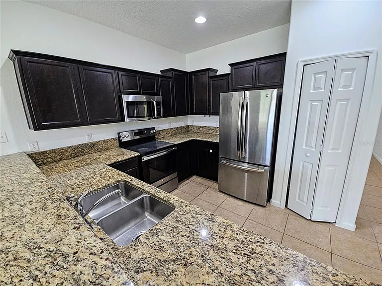 1899 Portofino Meadows Blvd — Photo 11