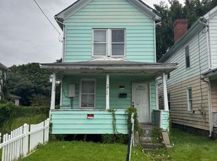 1420 3rd Ave, Charleston, WV 25387