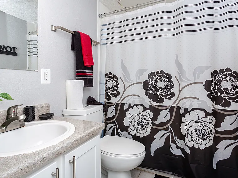 4950 Wadsworth Dr — Photo 8