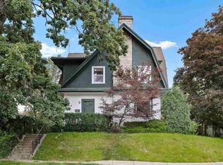 1132 Muscatine Ave, Iowa City, IA 52240