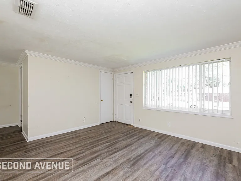 5809 Tusk Ct — Photo 9