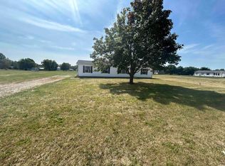 6444 E Andrew Ct, Monticello, IN 47960