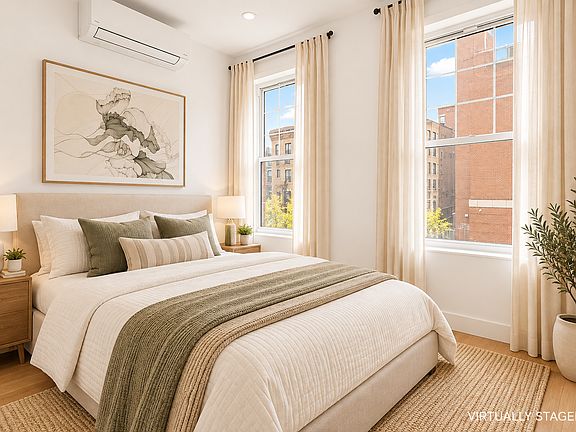 3rd image of 1440 Pacific St #4