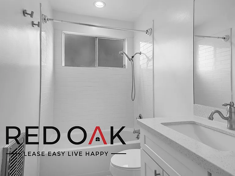 1437 S Sherbourne Dr #5 — Photo 13