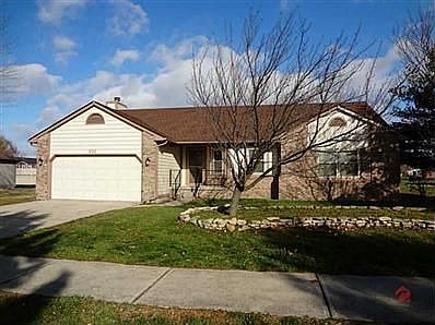 1st image of 922 Oak Park Dr