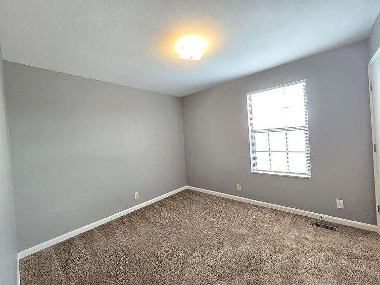 355-3 Peabody Dr — Photo 7