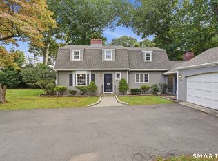 53 Woodridge Circle, West Hartford, CT 06107