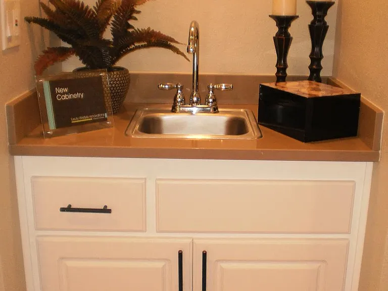 Bar at the the Indigo with convenient outlet to hook your wine cooler and enjoy a cold drink