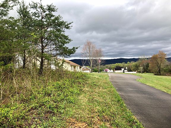 3rd image of Worthington Springs Dr