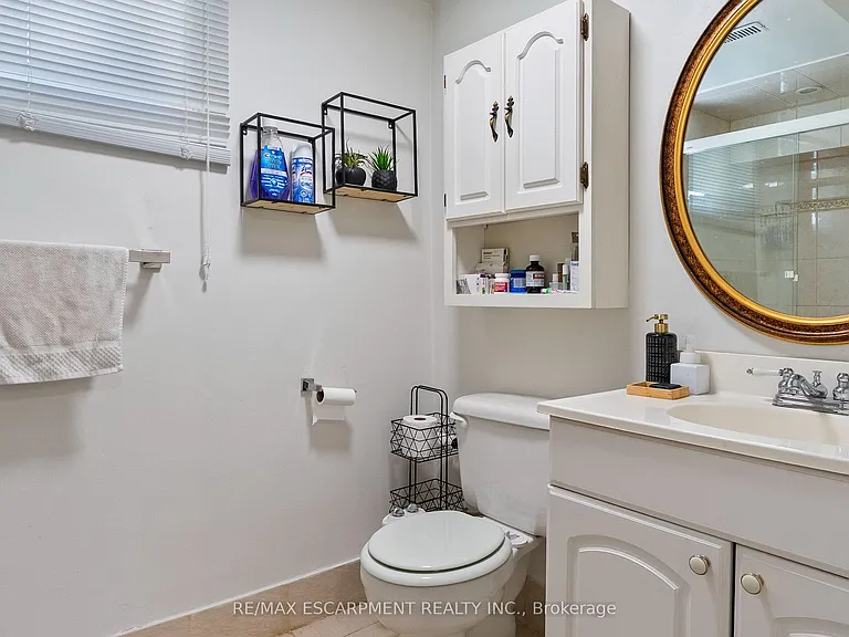 2506 Yarmouth Cres — Photo 31