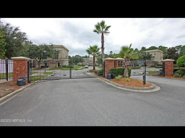 4534 Capital Dome Dr, Jacksonville, FL 32246