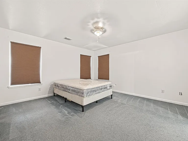 15707 Crooked Arrow Dr — Photo 23