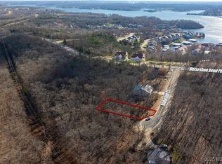 889 Alabaster Ct, Lake Ozark, MO 65049