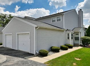 230 N Walnut St APT D, Bensenville, IL 60106