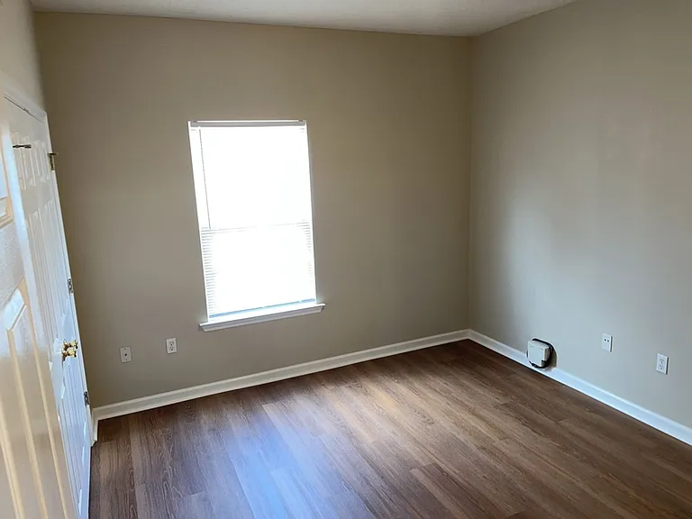 22 E Dubois St #2A — Photo 15