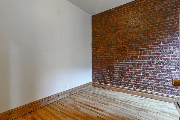 Rented by ERNY LLC | media 6