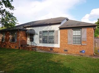 1428 Old Hickory Dr, Greensboro, NC 27405