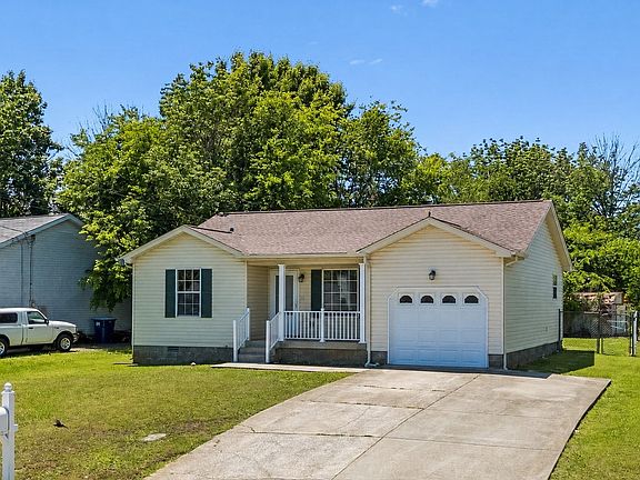 3rd image of 103 Natchez Ct S