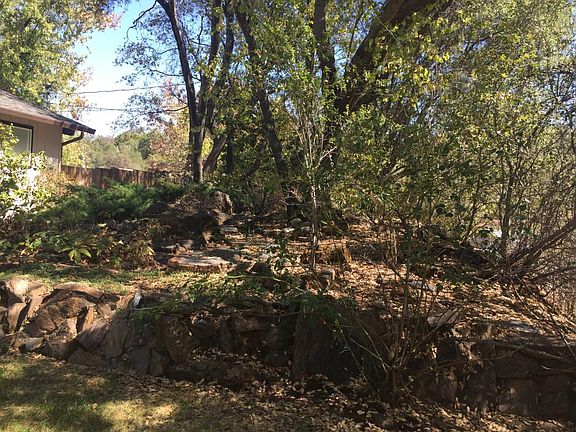 3rd image of 14560 Stone Ln