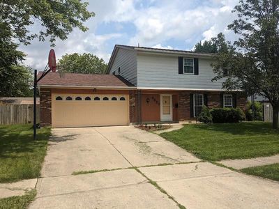 6827 Locustview Dr, Dayton, OH, 45424