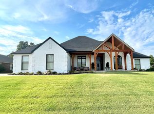 3109 Cadet Rd, Ponca City, OK 74604