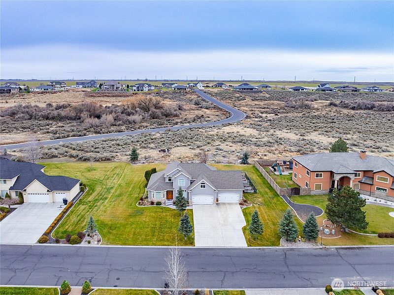2nd image of 7298 Dune Lake Road SE