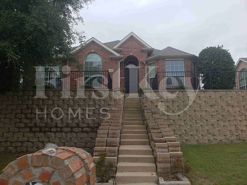1st image of 707 Geary Dr