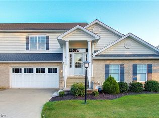 1378 Cascade Cir W, Canton, OH 44708