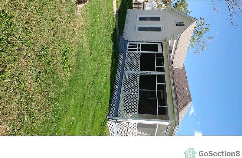 2nd image of 101 N Elm Ave