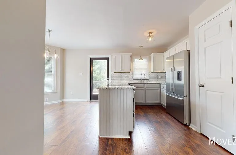 2917 Bannf Ct — Photo 8