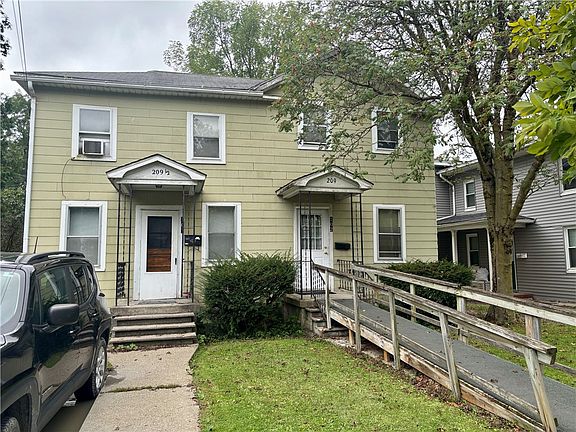 2nd image of 209 W Morris St